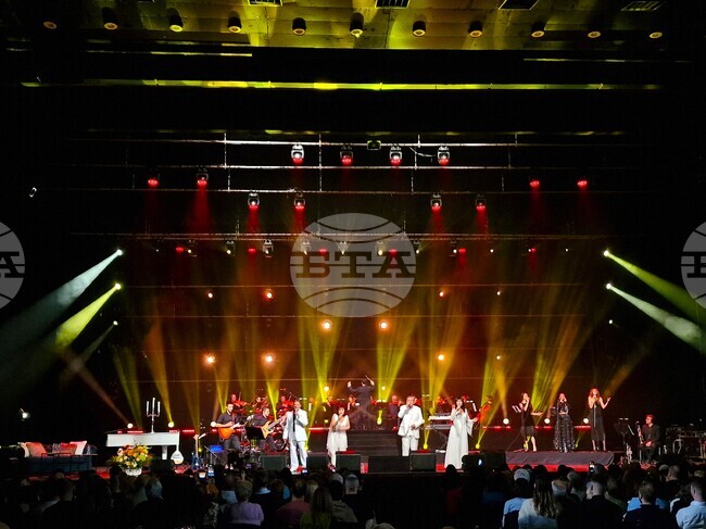 „Тоника СВ“ – сладките опълченци в българската музика 