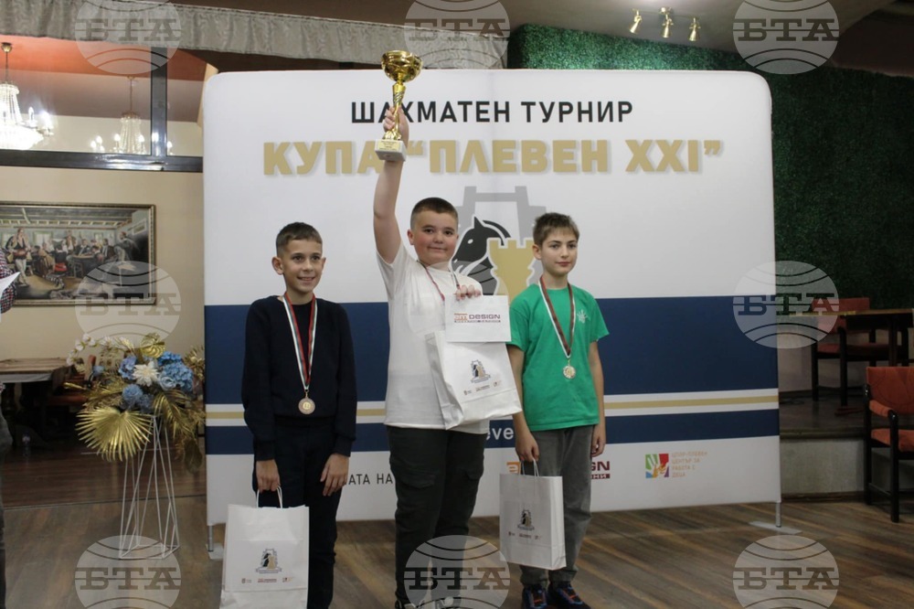 С купи и медали от силния международен турнир в Плевен се завърнаха сливенските състезатели този уикенд