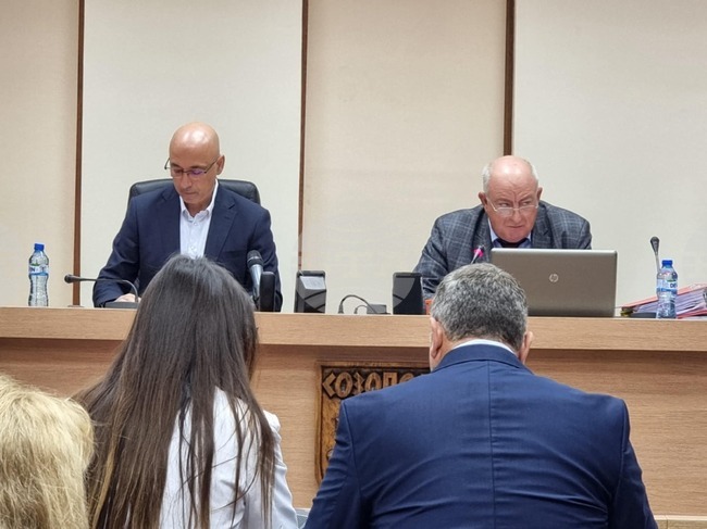 Бронзова скулптура на мъжка фигура ще бъде поставена на входа на Созопол, решиха местните общински съветници