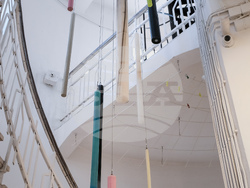 Разговор за изложбата „Хибридни форми“ ще се състои на 21 ноември със скулпторите Петър Сибинович, Милорад Панич и Стефан Иванов. Снимка: галерия „+359“