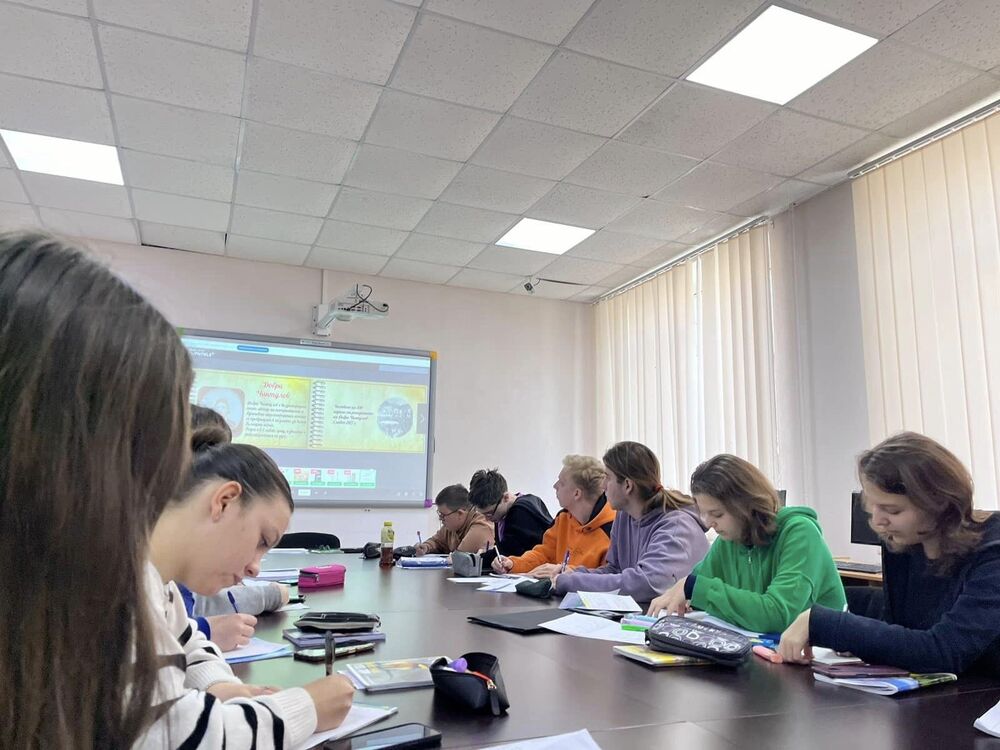 Ученици от Българското неделно училище „Българска светлица“ в Измаил се запознаха с „История славянобългарска“