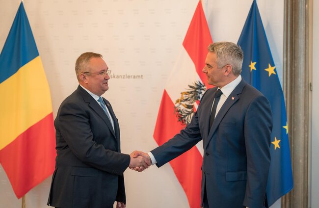 Румъния с дипломатически совалки за Шенген: Николае Чука се срещна с Карл Нехамер, Каталин Предою - с Герхард Карнер