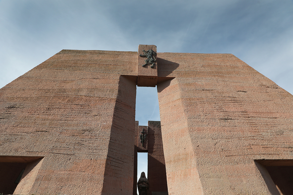 Сухопътните войски честват своя боен празник - 139 г. от славната победа при Сливница и 146 г. от тяхното създаване