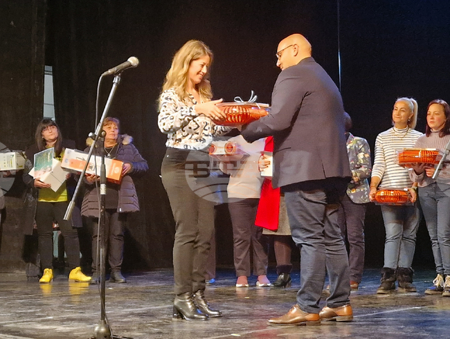 Разград - Федерация на жените - концерт