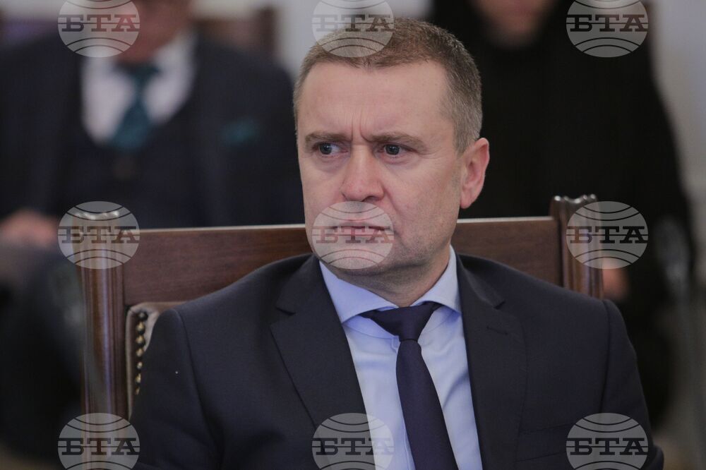 Парламент - Временната комисия за установяване на всички факти и обстоятелства относно дейността на „Нексо" - Бойко Атанасов