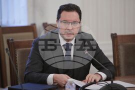 Парламент - Временната комисия за установяване на всички факти и обстоятелства относно дейността на „Нексо" - Даниел Митов