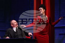 Бургас - театър - „Гнездото на гарвана” - премиера