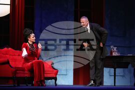 Бургас - театър - „Гнездото на гарвана” - премиера