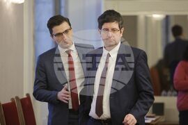 Парламент - Комисия по бюджет и финанси