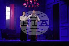 Бургас - театър - „Гнездото на гарвана” - премиера