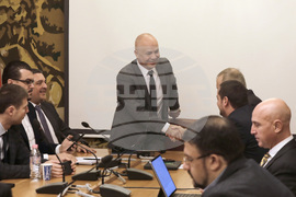 Парламент - Комисия по транспорт и съобщения