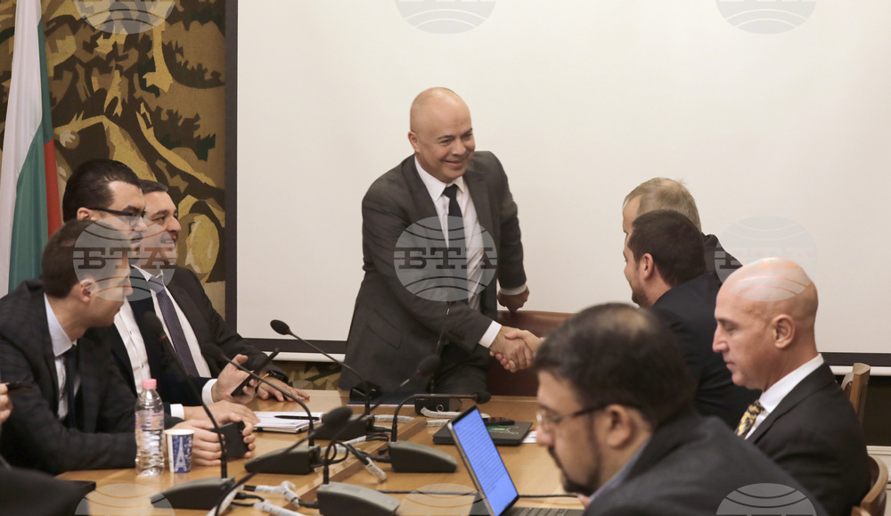 Парламент - Комисия по транспорт и съобщения