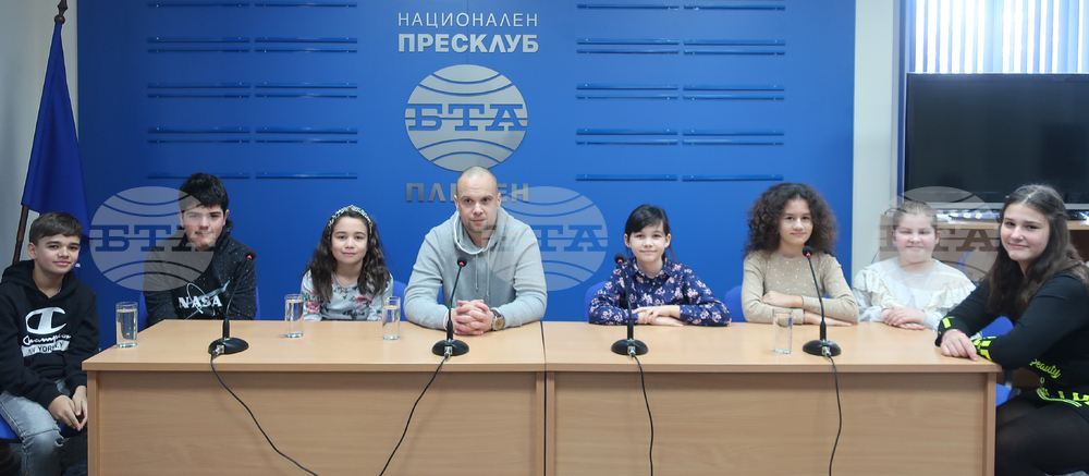 Национален пресклуб на БТА Плевен - STEM - ученици - постижения - пресконференция