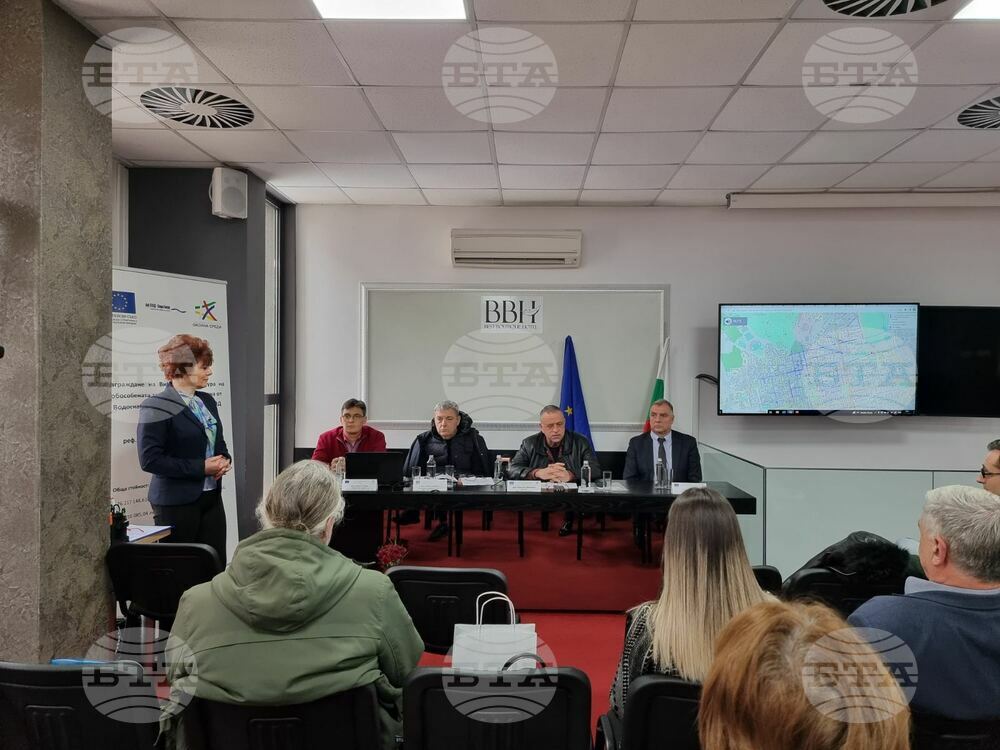 Асфалтирането на улиците в Казанлък, разкопани по проект на ВиК, ще започне през март, уверяват от дружеството