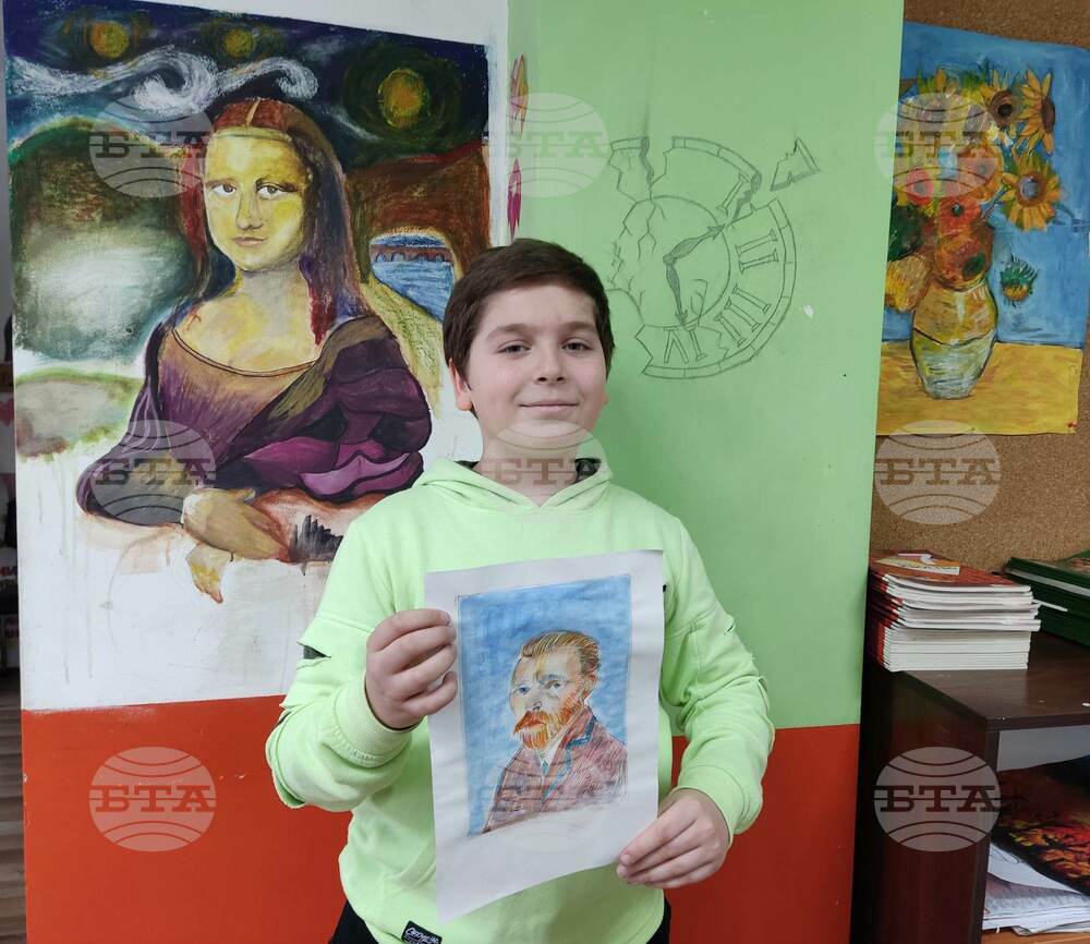 Шестокласник подрежда самостоятелна изложба в Търговище