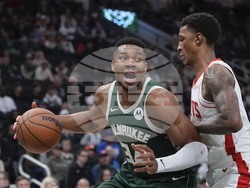 Rockets Bucks Basketball