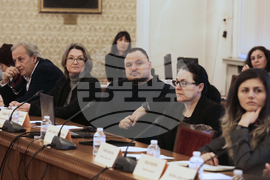 Парламент - Продължаваме Промяната - кръгла маса