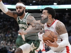 Rockets Bucks Basketball