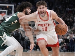 Rockets Bucks Basketball