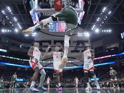 Rockets Bucks Basketball