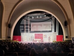 Снимка: Община Кюстендил - Екипът на Общински драматичен театър – Кюстендил се завърна от Лондон