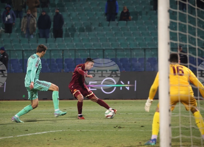 ЦСКА е близо до трансфера на вратаря на Динамо Минск и беларуския национален отбор Фьодор Лапухов