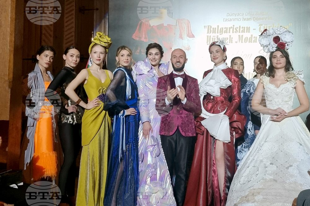 Fashion Show by Bulgarian Designer Ivan Donev Held in Ankara