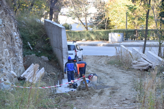 Община Сандански възобновява строителните дейности на ул. „Райски път“