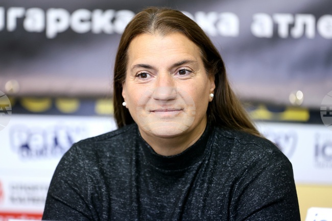 Двукратната европейска шампионка по лека атлетика Светла Димитрова-Пищикова: "С много труд се постига всичко, младото поколение не тренира достатъчно" 