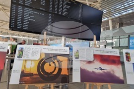 Летище София - изложба - авиофотографи