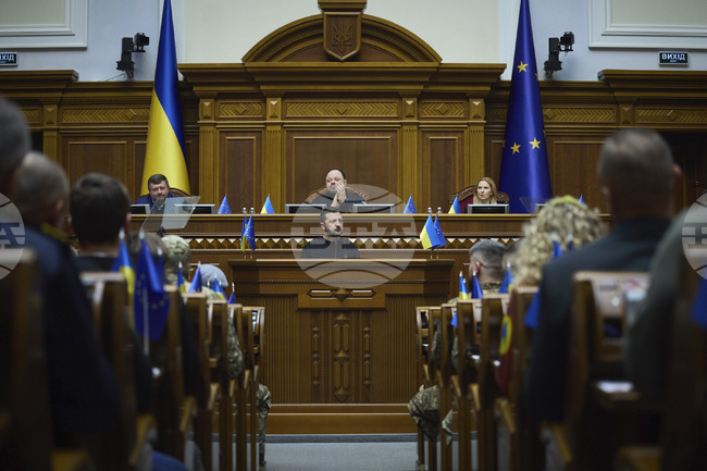 Зеленски обяви създаването на министерство на обединението на украинците