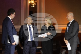 Конференция - „Финанси: Уравнения и решения”