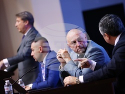 Десета годишна парична и икономическа научна конференция