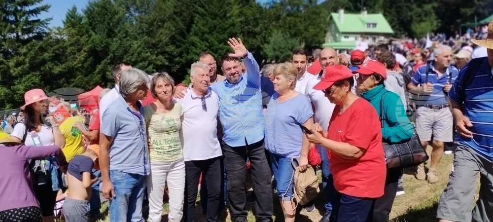 Атанас Зафиров: Ако държавата продължава да демонстрира безсилие, призовавам паметникът "Бузлуджа" да бъде даден на БСП