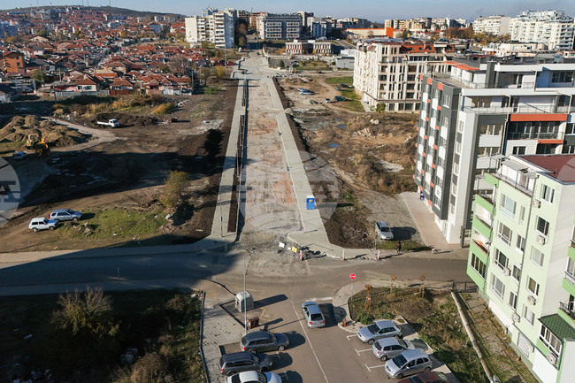 Бургас - квартал „Меден рудник” - улица - изграждане