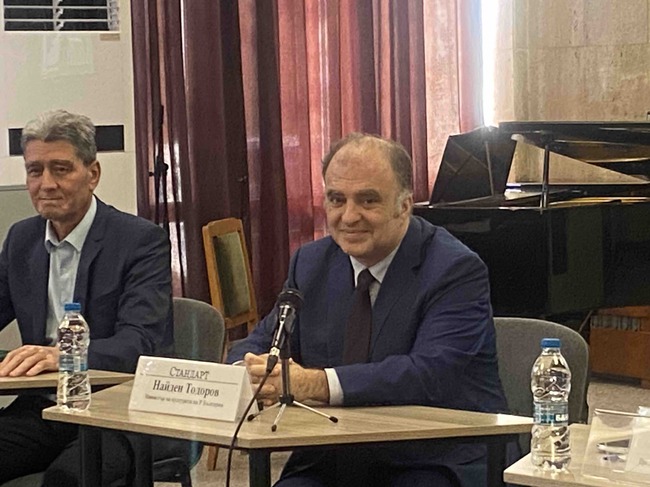 Министър Найден Тодоров в Шумен: „Бранд България“ е обединението, което да ни помогне да покажем и на себе си, и на света, с какво разполагаме