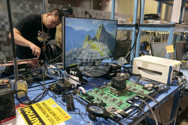 Технологичната компания АББ придобива компания за енергийно управление