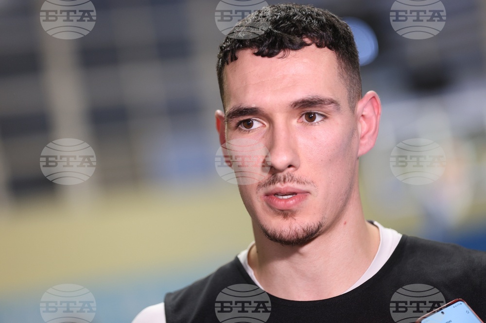 Йордан Минчев реализира 21 точки при победа на Шарлероа в първенството по баскетбол на Белгия и Нидерландия