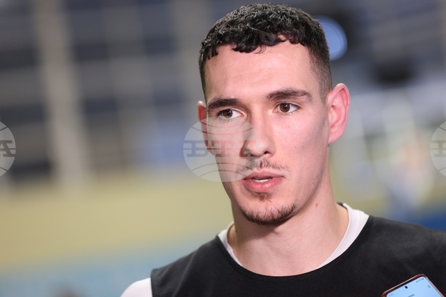 Националът Йордан Минчев отбеляза 15 точки при загуба на Кемниц в германското баскетболно първенство