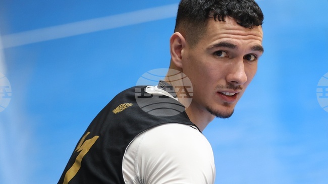 Националът Йордан Минчев и германският му тим Кемниц допуснаха загуба в баскетболния турнир Еврокъп