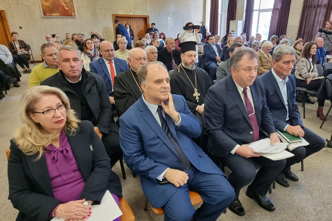 Министърът на културата изрази надежда, че Плиска, Преслав, солниците в Провадия и целият резерват „Мадара“ ще станат защитени обекти на ЮНЕСКО