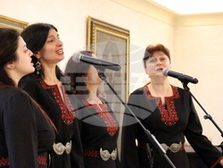 Участници и гости на КУЛТУРЕН САЛОН АБВ се събраха, за да отбележат 2 години от първото издание