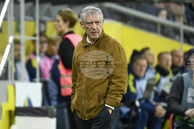 Португалският треньор Фернандо Сантош се раздели с националния отбор на Азербайджан