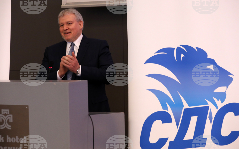 Румен Христов бе преизбран за председател на СДС
