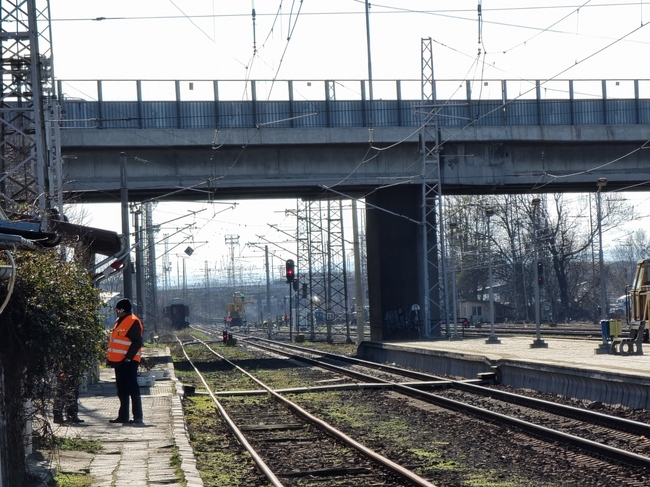 Предвиждаме пълна рехабилитация на жп трасето София-Драгоман, обяви в Бургас инж. Иван Бакалски от НКЖИ