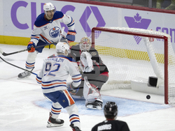 Oilers Senators Hockey
