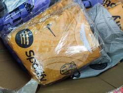 Снимка: Пресцентър МВР - Над 10 000 артикула, имитиращи запазени търговски марки, са иззети при спецоперация на ГДБОП във Варна