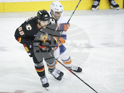 Islanders Flames Hockey