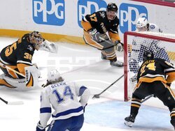 Lightning Penguins Hockey