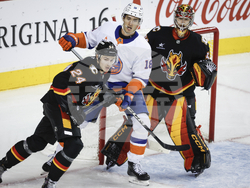 Islanders Flames Hockey